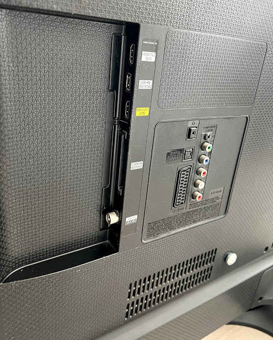 Телевизор Samsung 48