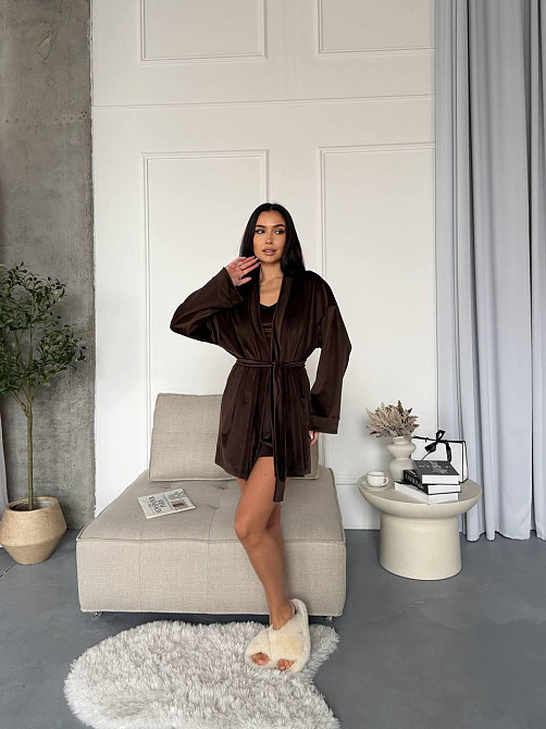 Женский повседневный домашний велюровый комплект тройка: халатик+майка+шорты Шоколад Одесса - изображение 5