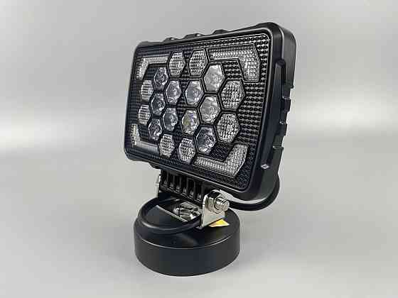 Фара LED квадратна 18 Led chip 12/24V. Широкий промінь + DRL світло + стробоскоп, світло 6500 К, IP67 Мукачево