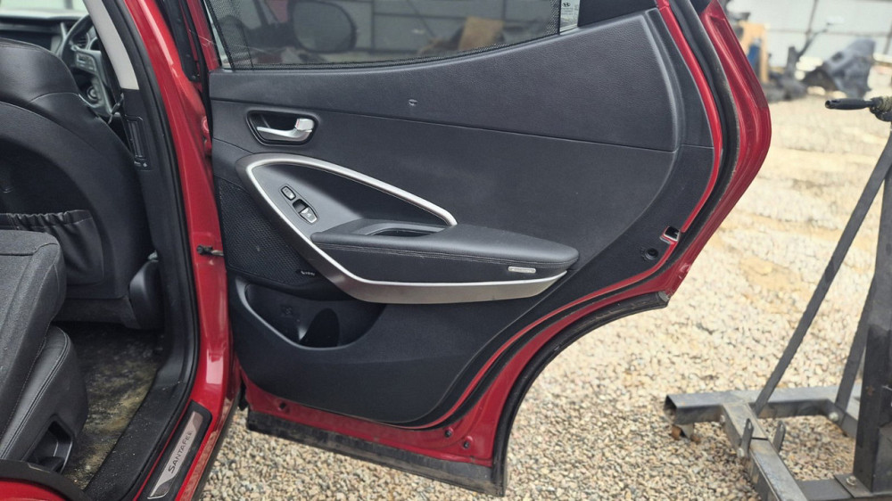 Hyundai Santa Fe 2013-2018 Карта дверей задня права в зборі Київ - фото 1