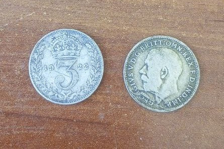 Великобритания. 3 пенса 1922 г. Георг V. Серебро Полтава - изображение 1