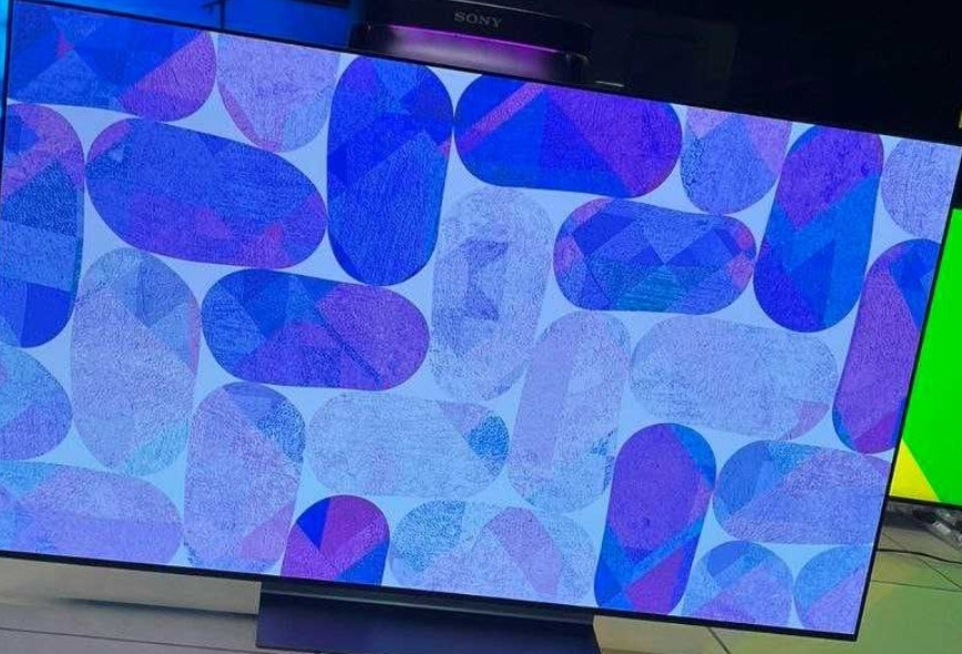 Телевизор Безрамный: 55