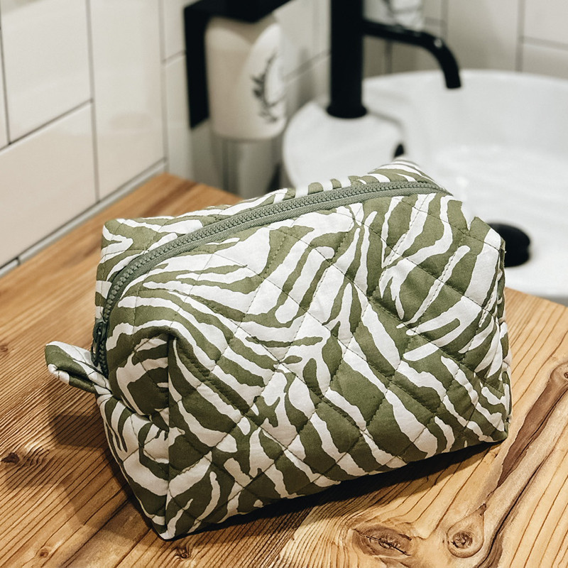 Большая женская хлопковая косметичка Зебра 24x13x13 см (Хаки) Сумы - изображение 1