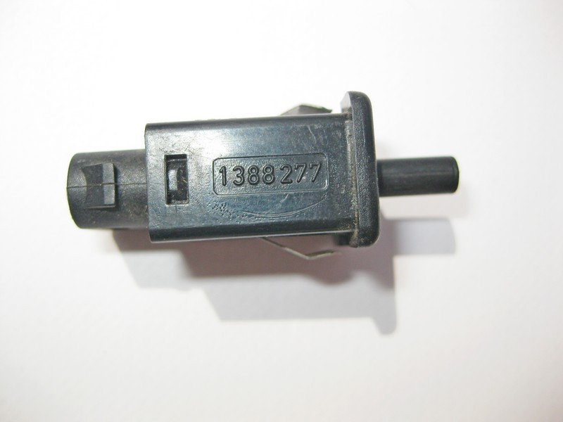 BMW  1388277 Кнопка увімкнення світла в бардачку BMW 5-series E39 E60 Одесса - изображение 4