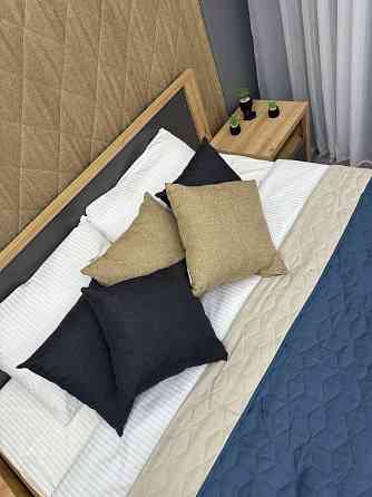 Покрывало двустороннее Decorator Microfiber куб 210х215 см синий с бежевым (85-136) Киев