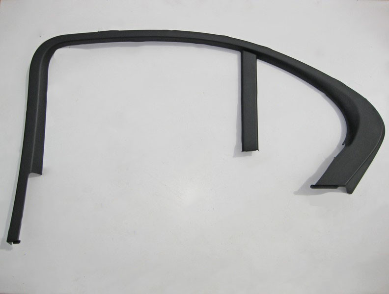 Mercedes-Benz  A2137370200 9051 Обшивка рами вікна задніх правих дверей чорна E-Class W213 Одесса - изображение 1