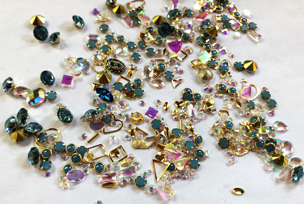 Стрази Swarovski мікс різні розміри і форми + формочки різних форм (1400 шт) АВ , сині й лілові. Київ - фото 5