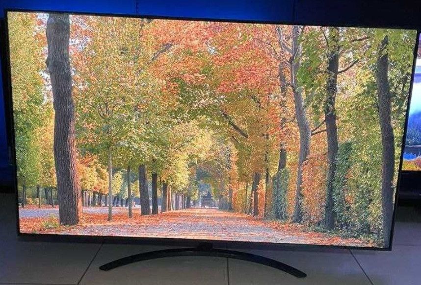 Телевизор: Безрамный 75 