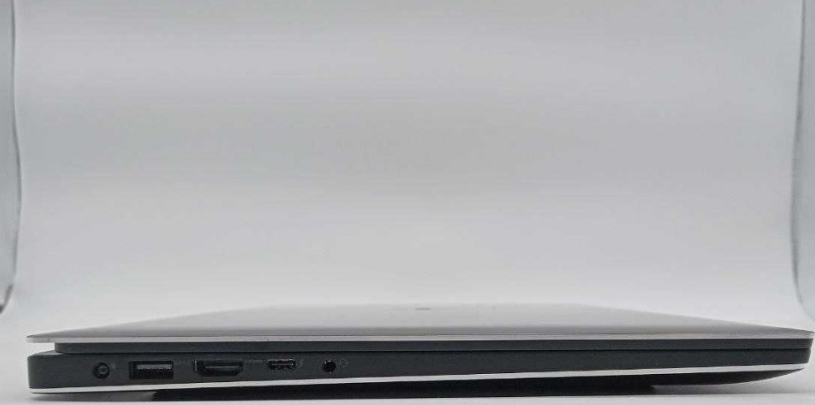 Ноутбук: Dell Precision 5530 15.6