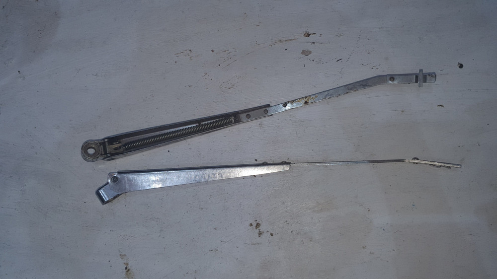 Рычаги стеклоочистителя ГАЗ-21 (комплект). СССР. Харьков - изображение 1