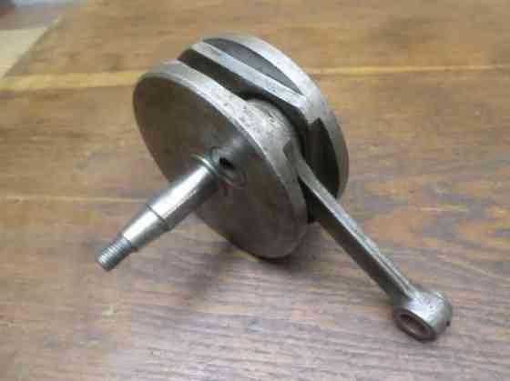 Колінвал мотоцикла Схід Мукачево