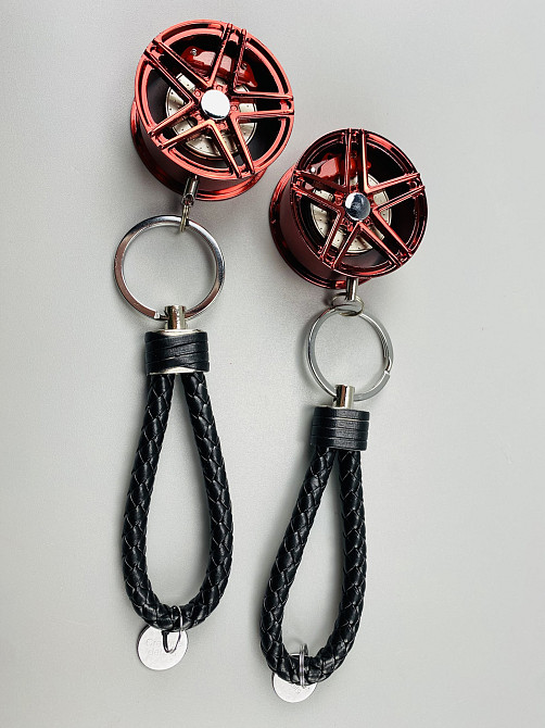 Брелок автомобільний диск колеса диск гальмівний + супорт, брелок на ключі для водія, брелок металевий на авто ключі Мукачево - фото 8