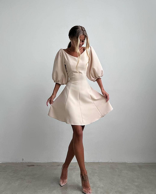 Женское романтическое мини платье с объемным рукавом костюмка Одесса - изображение 5