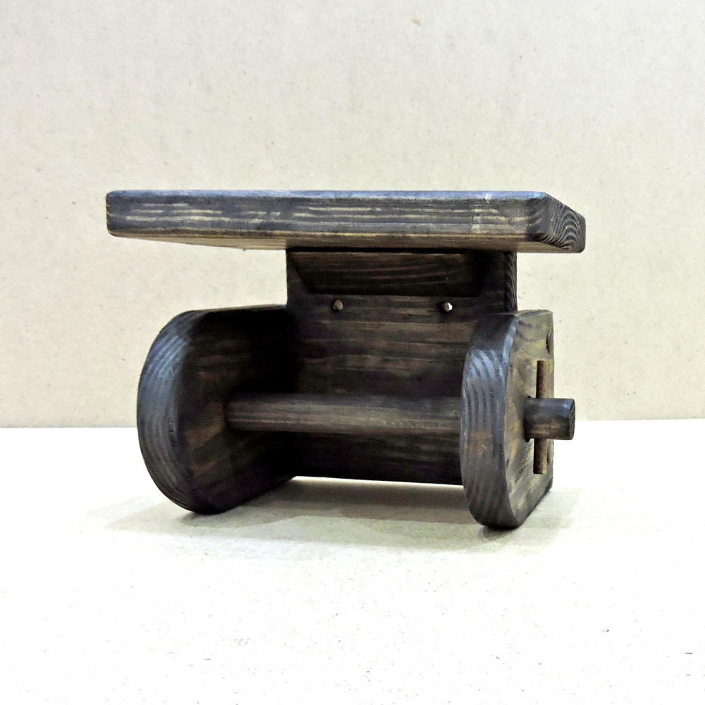 Держатель для туалетной бумаги 