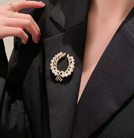 Брошь эксклюзивная Киев - изображение 2