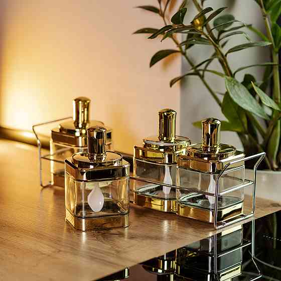 Набір банок для сипучих продуктів 4 штуки 350 мл скляні на металевій підставці HP-1336 Коломия