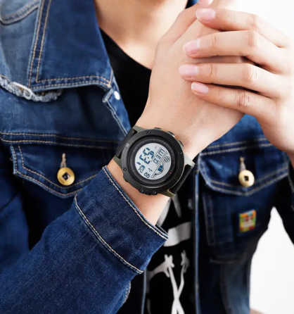 Чоловічий наручний годинник Skmei 1476 (Зелений із білим циферблатом) Київ