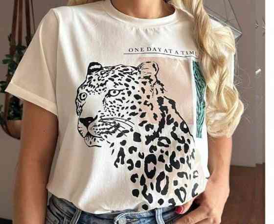 Футболка жіноча з принтом  48 Біла 2664087774 Дніпро