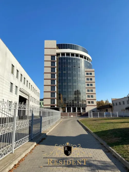 Продажа помещения в центре города. На сегодняшний день офис ИТ компании Днепр - изображение 1