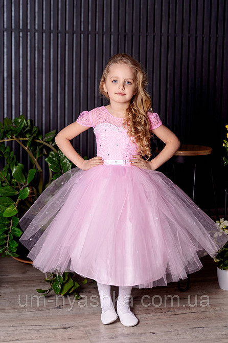 Нарядное платье для девочки 