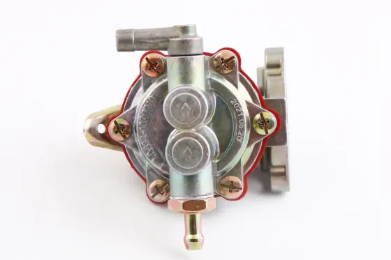 Насос топливный М-412 плунжерный LSA + 2 прокладки Винница