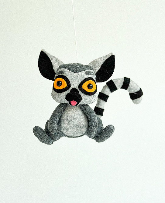 М’яка фетрова іграшка лемур ручної роботи – безпечна розвиваюча іграшка Київ - фото 9
