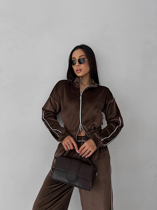 Жіночий повсякденний велюровий костюм-двійка: кофта та штани Шоколадний, 42/46 Одеса - фото 3