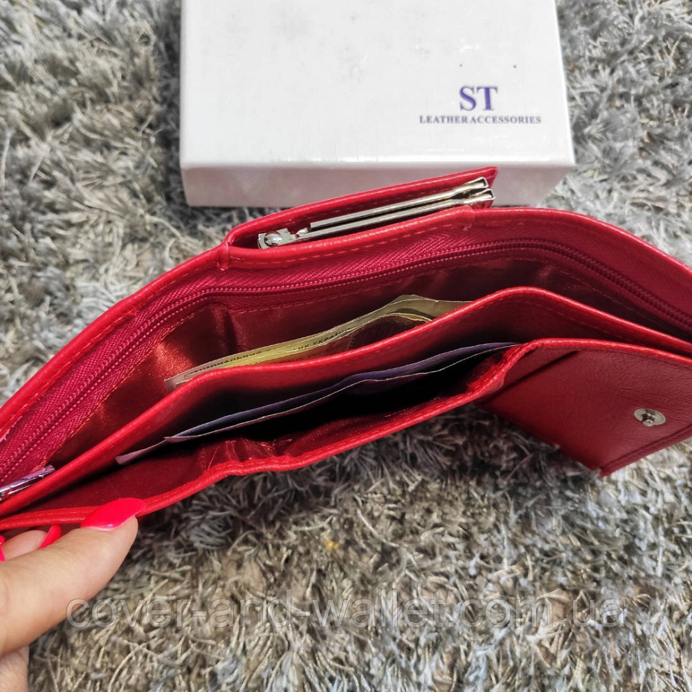 Маленький шкіряний жіночий гаманець червоного кольору з монетницею ST Leather Київ - фото 6
