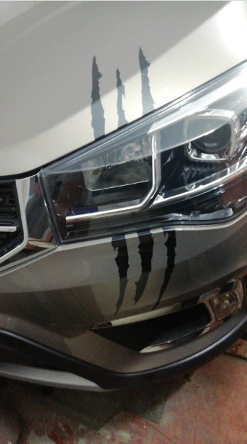 Наклейка на авто в виде Царапин Когтем Киев - изображение 5