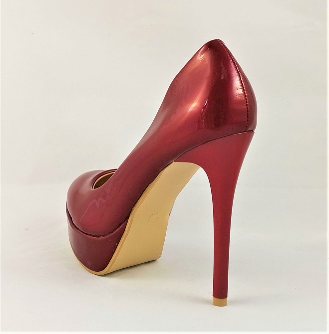 Жіночі Бордові Туфлі на Каблуку Шпильке Лакові Модельні (розміри: 36,37,38,39) — 152 Дніпро - фото 4