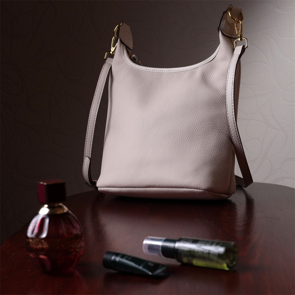 Зручна жіноча сумка на плече з натуральної шкіри Vintage 22628 Біла Київ - фото 9