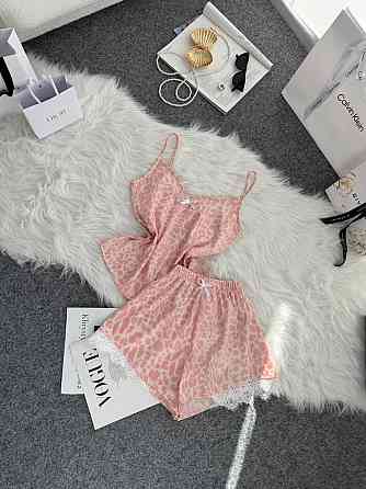 Женская базовая повседневная домашняя шелковая пижама с кружевом Розовый, 44/46 Одесса