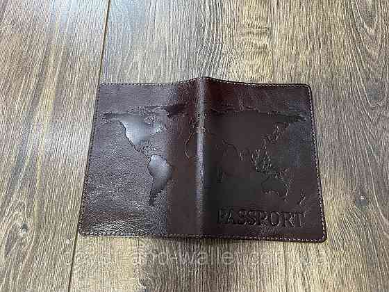 Жовта обкладинка на паспорт карта світу з гладкої шкіри ST Leather коричневий Київ