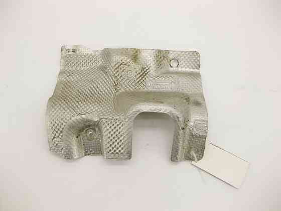 Mercedes-Benz  A2046826971 Теплозахисний екран над центральним глушником спереду C-Class W204 E-Class C207 Одесса