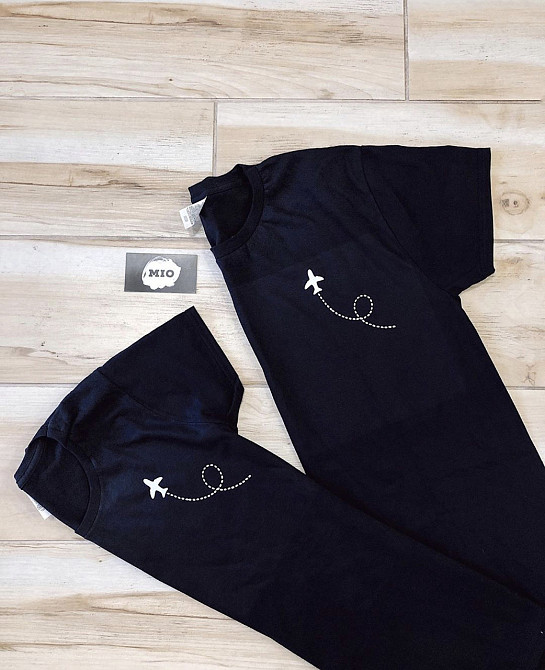 Парные футболки для парня и девушки c принтом самолетик Черновцы - изображение 1