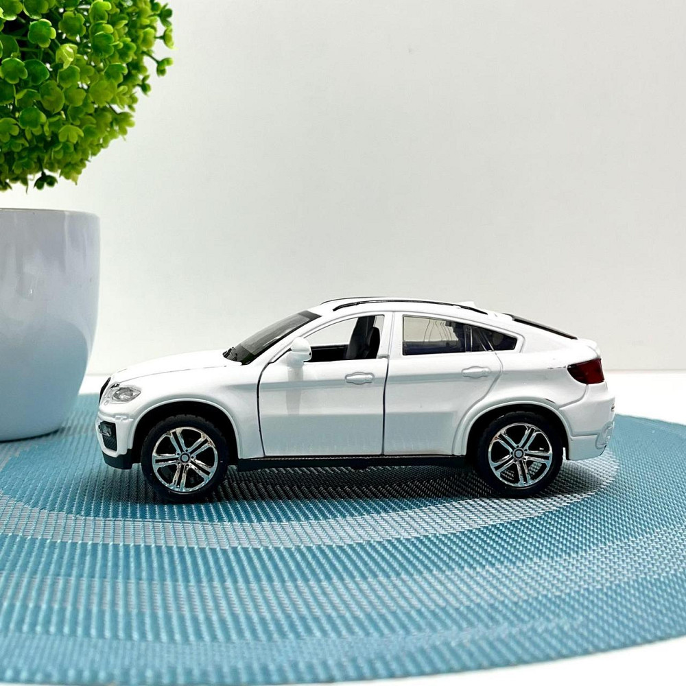Машина джип Автосвіт BMW x6 металева інерційна 14см Біла (AP-1759) Чернигов - изображение 3
