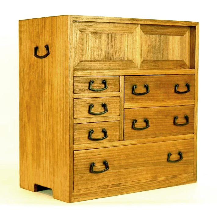 Комод тансу 