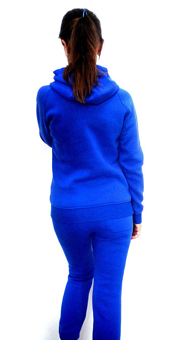 Теплый женский спортивный костюм 