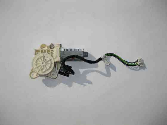 Mercedes-Benz  A2118202942 Моторчик переднього склопідйомника C-Class W203 S-Class W220 E-Class W211 CLC C203 Одеса