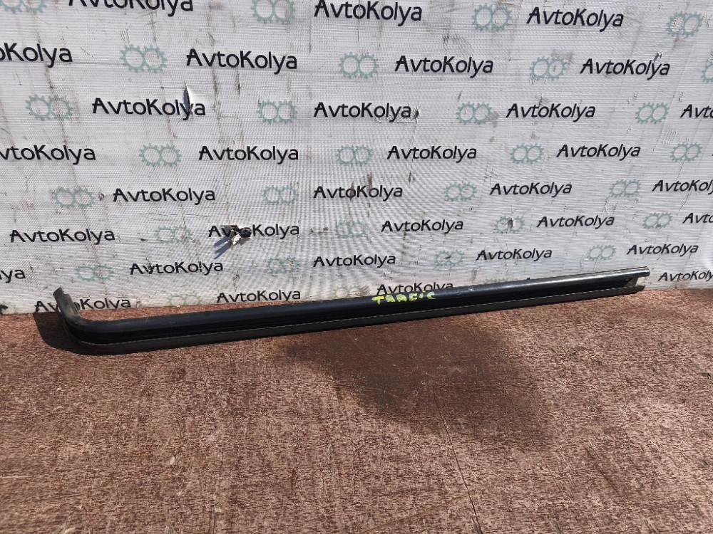 Направляюча бокових дверей середня права Renault Trafic 2001-2013 (коротка база) Ковель - фото 1