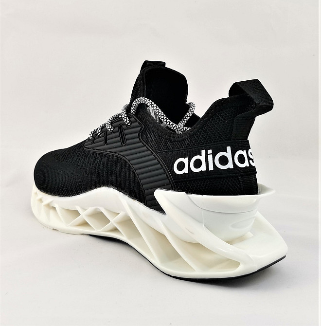Кроссовки Мужские Adidas Springblade Чёрные с Амортизацией Адидас (размеры: 44,45) Видео Обзор Днепр - изображение 4