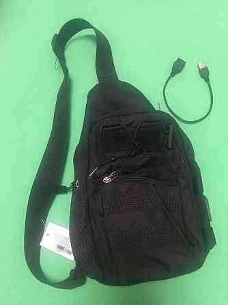 Мужская сумка тактическая через плечо черная, нагрудная сумка, размер 35*21см, 3 кармана, с USB шнуром Киев