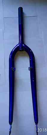 Вилка велосипедная жесткая (c креплением V-brake, 28) (синяя) Мукачево