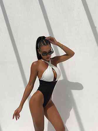 Слитный женский купальник с элегантным белым верхом S Харьков