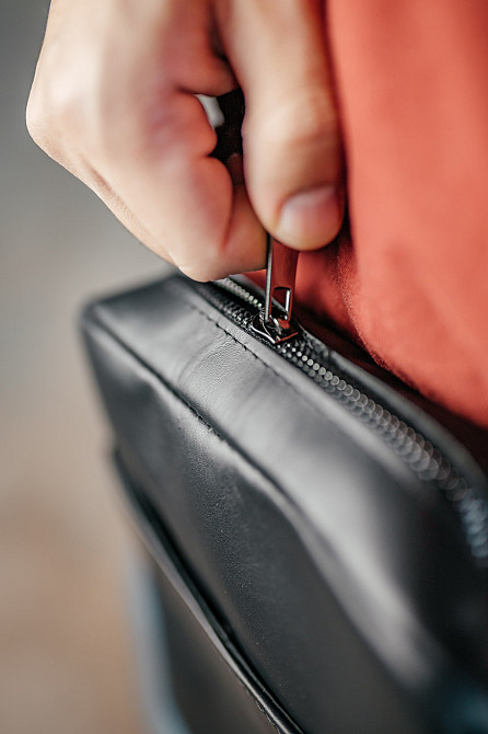 Чоловіча каркасна барсетка, чорна сумка через плече з натуральної шкіри Crazy HorseMasterSem Київ - фото 4