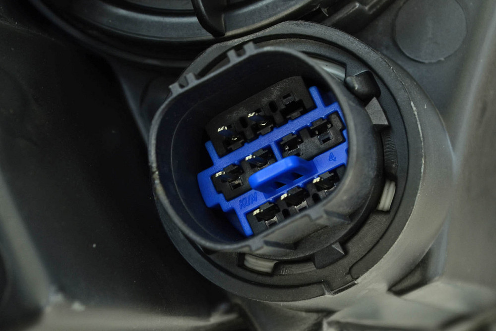 Фара Elantra 6 AD (2016-2018) галоген лінзована (електрокоректор) права Хюндай Мукачево - фото 2