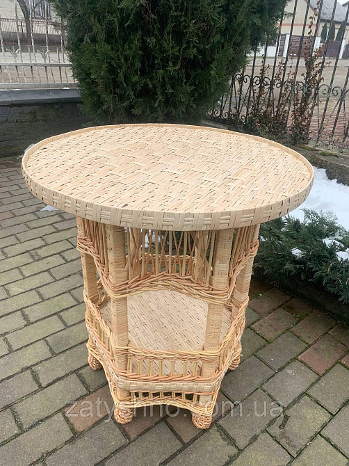 Журнальный стол  плетеный круглый с полкой Киев - изображение 4