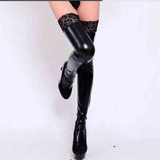 Латексные чулки с кружевом - Чёрный - S/M  (2/3) – Эротическое бельё Винница