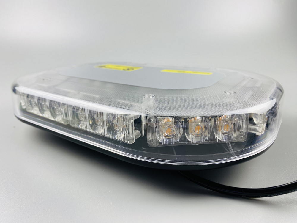 Проблисковий маячок світлодіодний для спецтехніки 12В/24В живлення від прикурювача на магніті LED діодний маяк Мукачево - фото 4