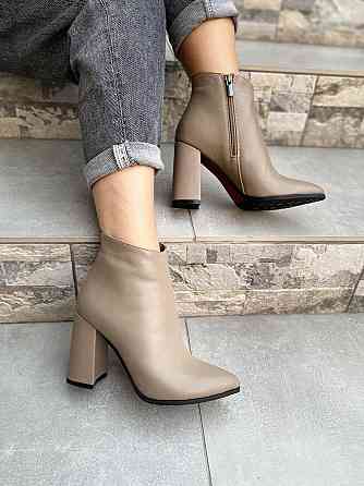 Nivelle Шкіряні черевики жіночі з натуральної шкіри демісезонні весна-осінь 6093/48 бежеві на п Коломия